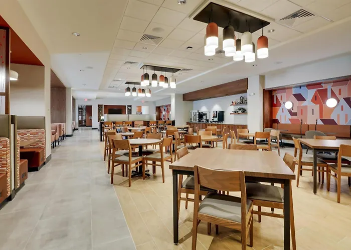 Drury Plaza 4*
